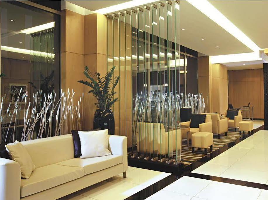 Hala Arjaan By Rotana, Deluxe Hotel Apartments Abu Dabi Dış mekan fotoğraf